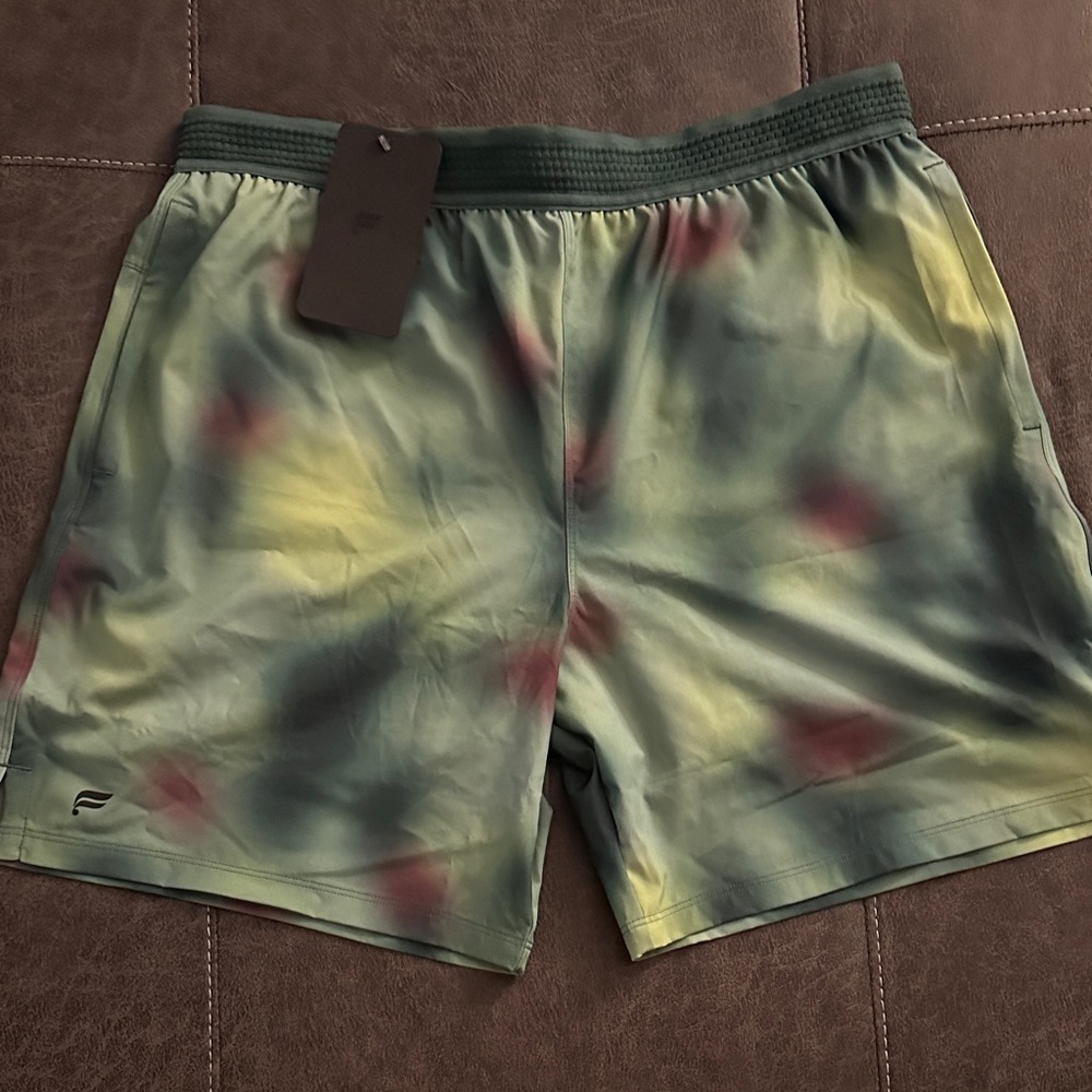 Fabletics 7” Fundamental Shorts